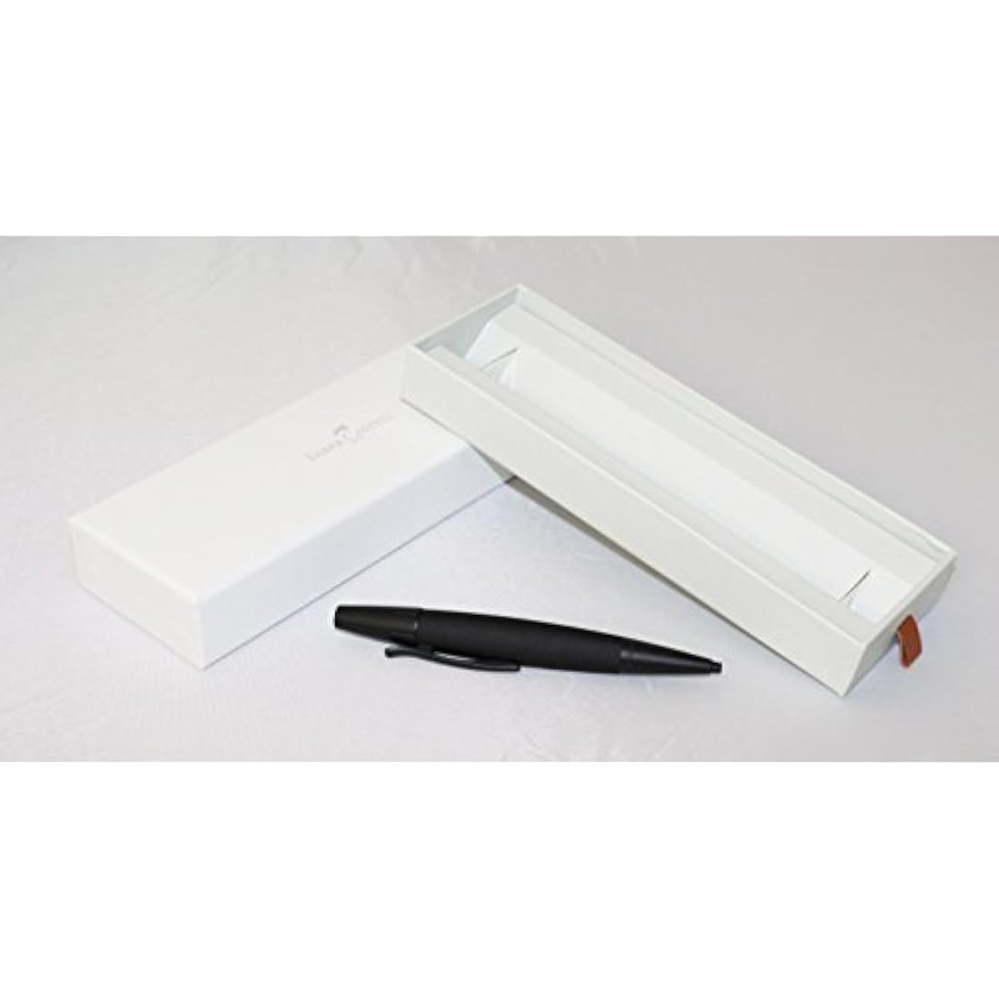 E-MOTION FOUNTAIN PEN BLACK B