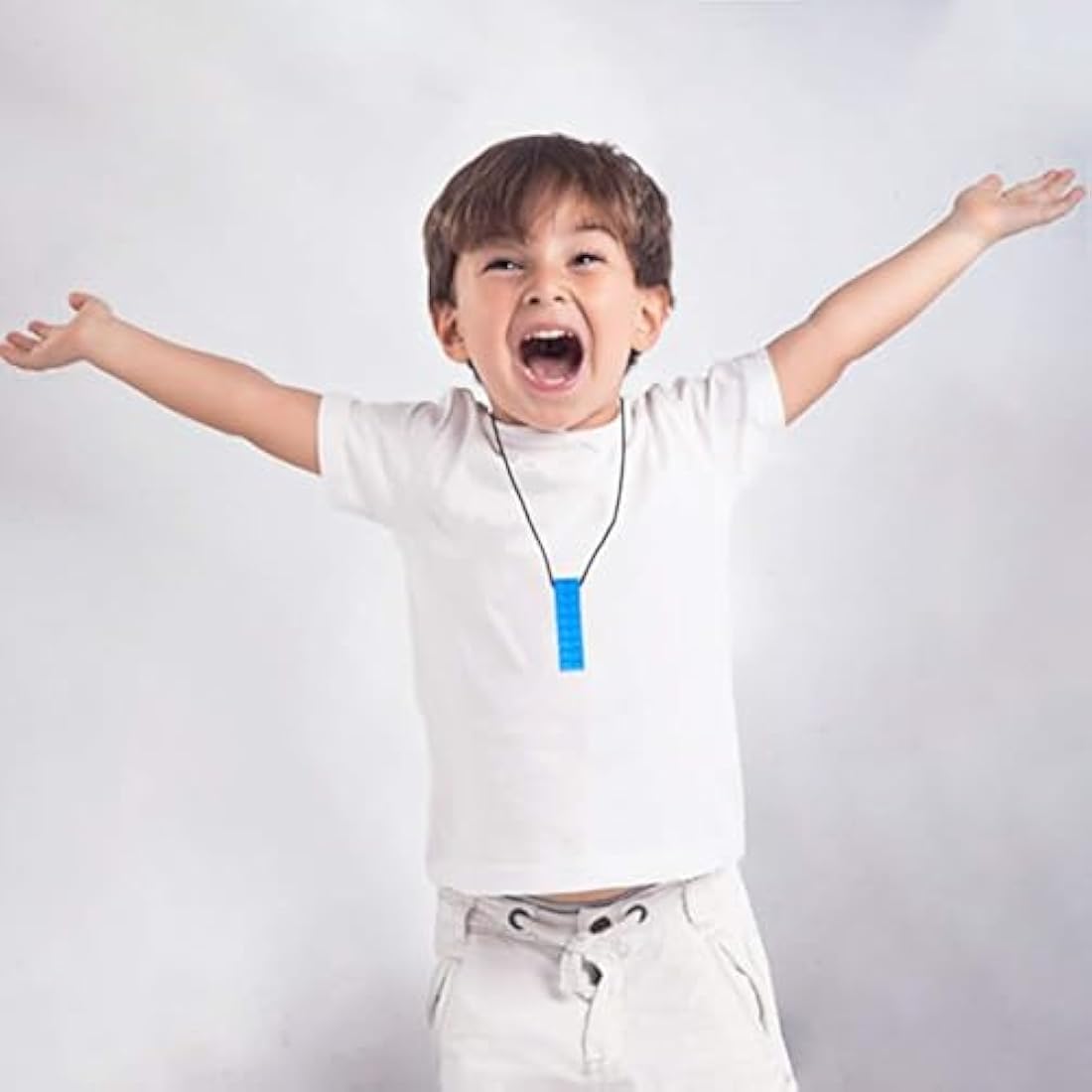 Novelfun Sensory Chew Necklace, 5 Pack Silicone Chew Pendant Training and Development Fidget Toy Chewing Necklace for Teething Babies, Autism ADHD SPD, Oral Motor, Anxiety, Autistic Children