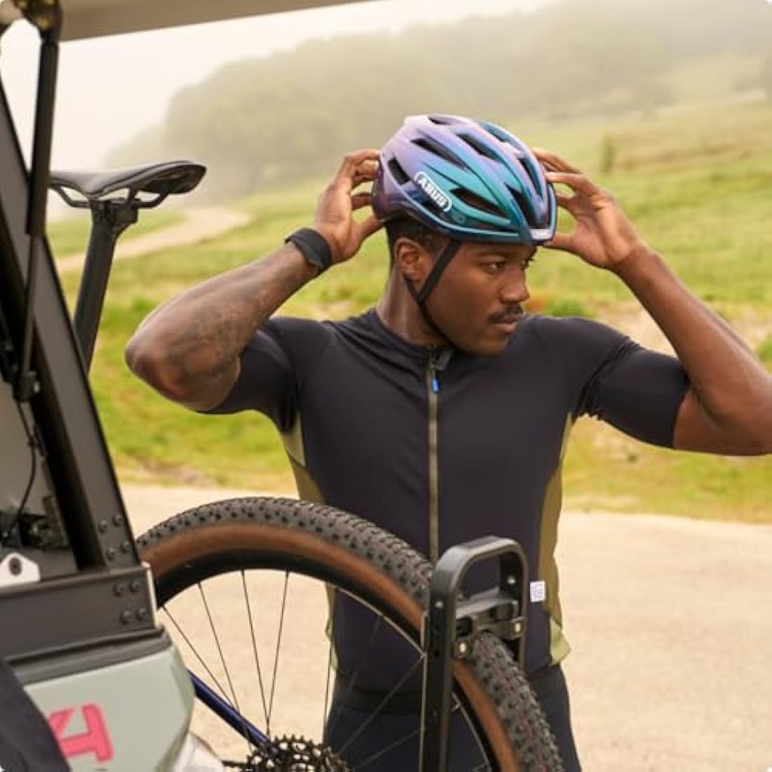 ABUS StormChaser ACE Racing Bicycle Helmet - Lightweight Road Bike Helmet for Bike Racing