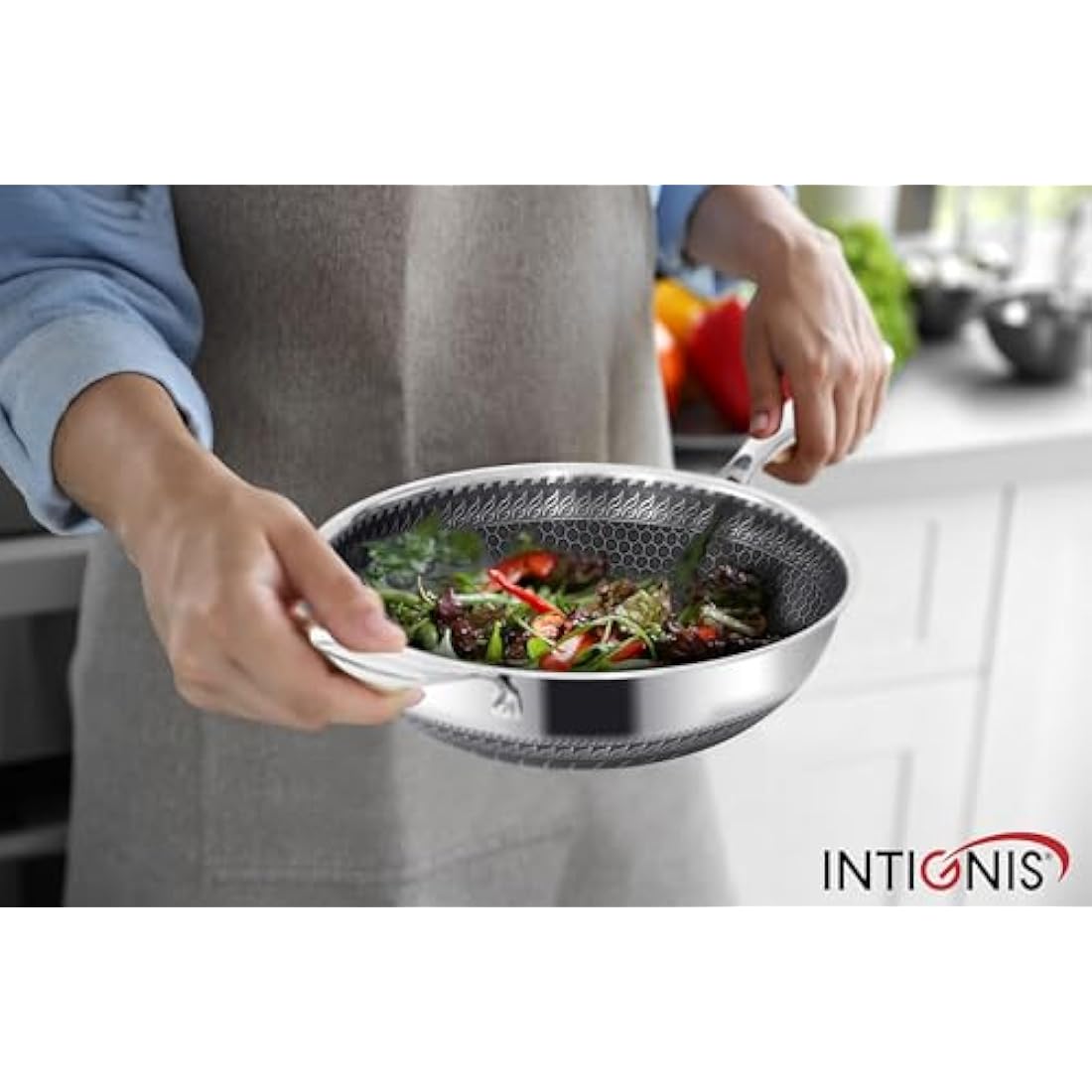 INTIGNIS® 28cm Stainless Steel Wok with Lid | 5L Heavy-Duty Non-Stick Wok Pan | Induction, Oven Safe | Dishwasher Safe | Anti Scratch | Large Frying Pan with Lid for All Hobs