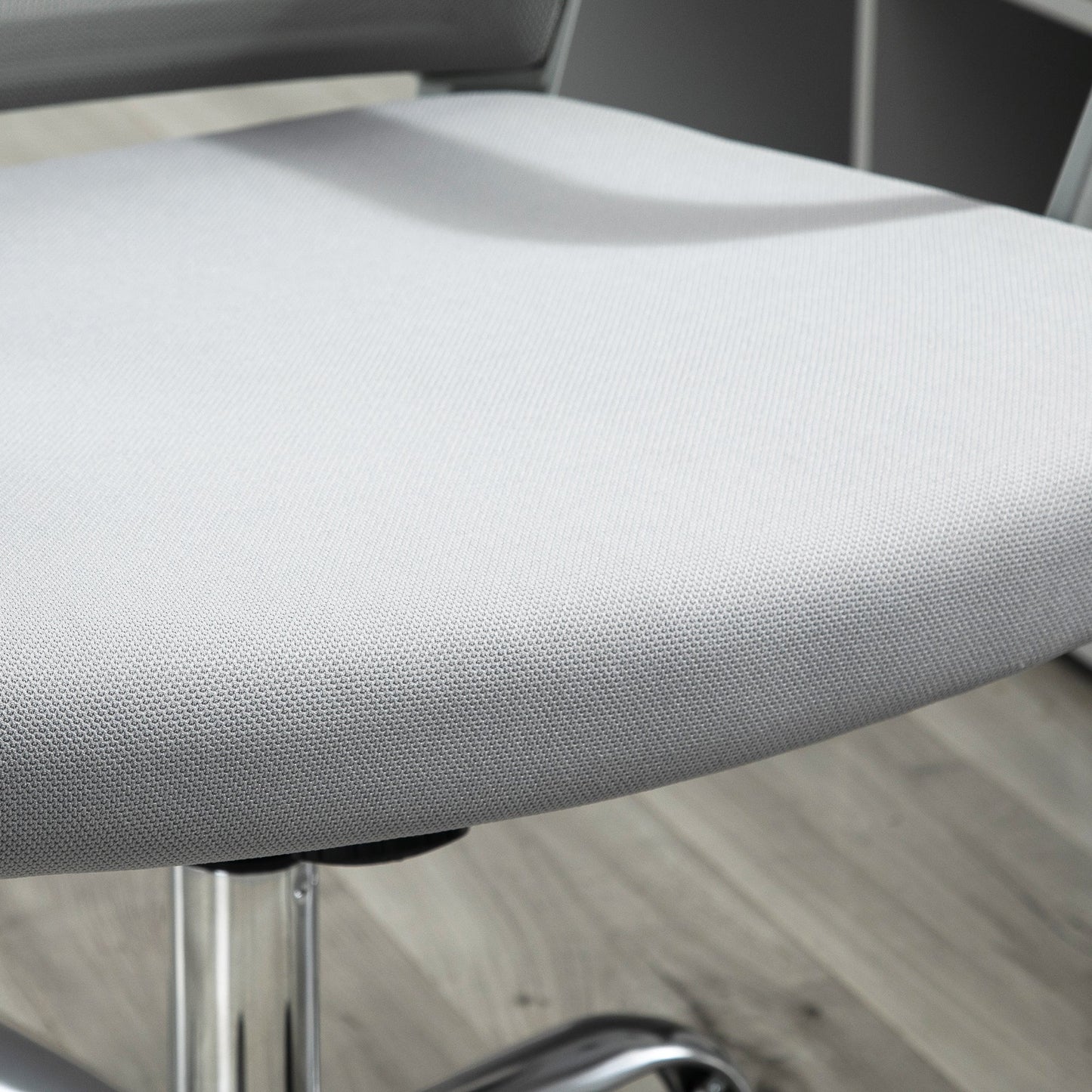 Vinsetto Ergonomic Desk Chair Mesh Office Chair with Adjustable Height Armrest and 360\'c2\'b0 Swivel Castor Wheels Grey