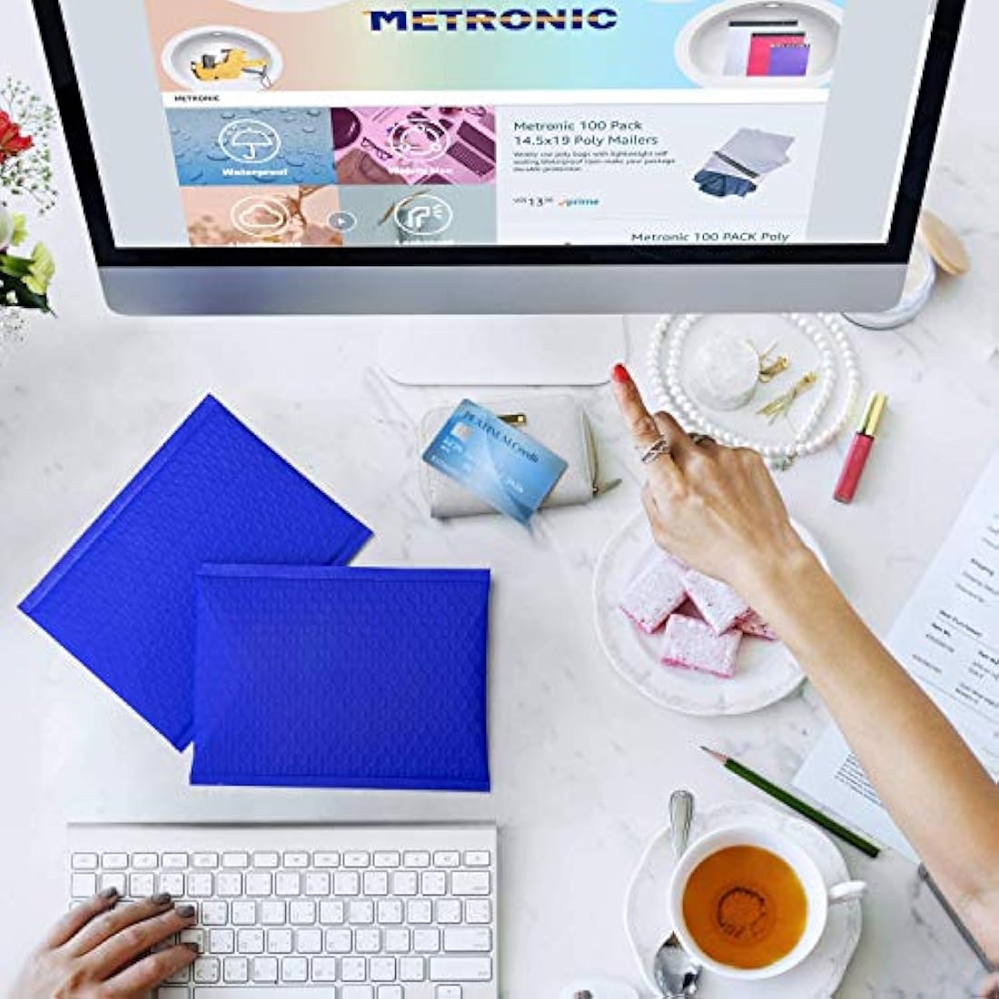 Switory 50pcs Poly Bubble Mailers A5 Padded Envelopes Bubble Lined Poly Mailer Self-Seal for Packaging 15.3cmx22.9cm - Blue