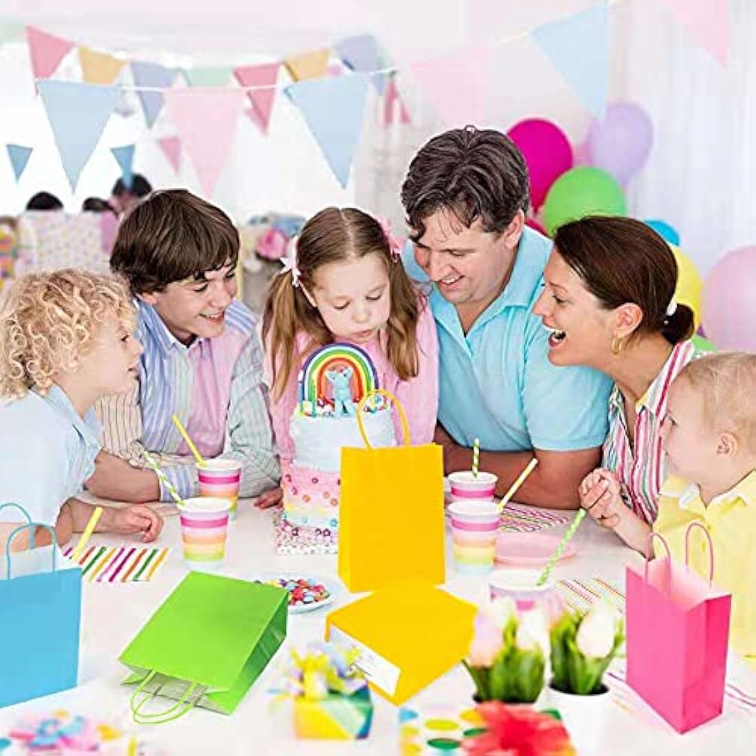 30 Pieces Paper Party Bags Candy Gift Bags Toy Goody Sweet Bags with Handles,Kraft Bags or Kids Party, Celebrations, Baby Shower, Birthday, Halloween, Christmas