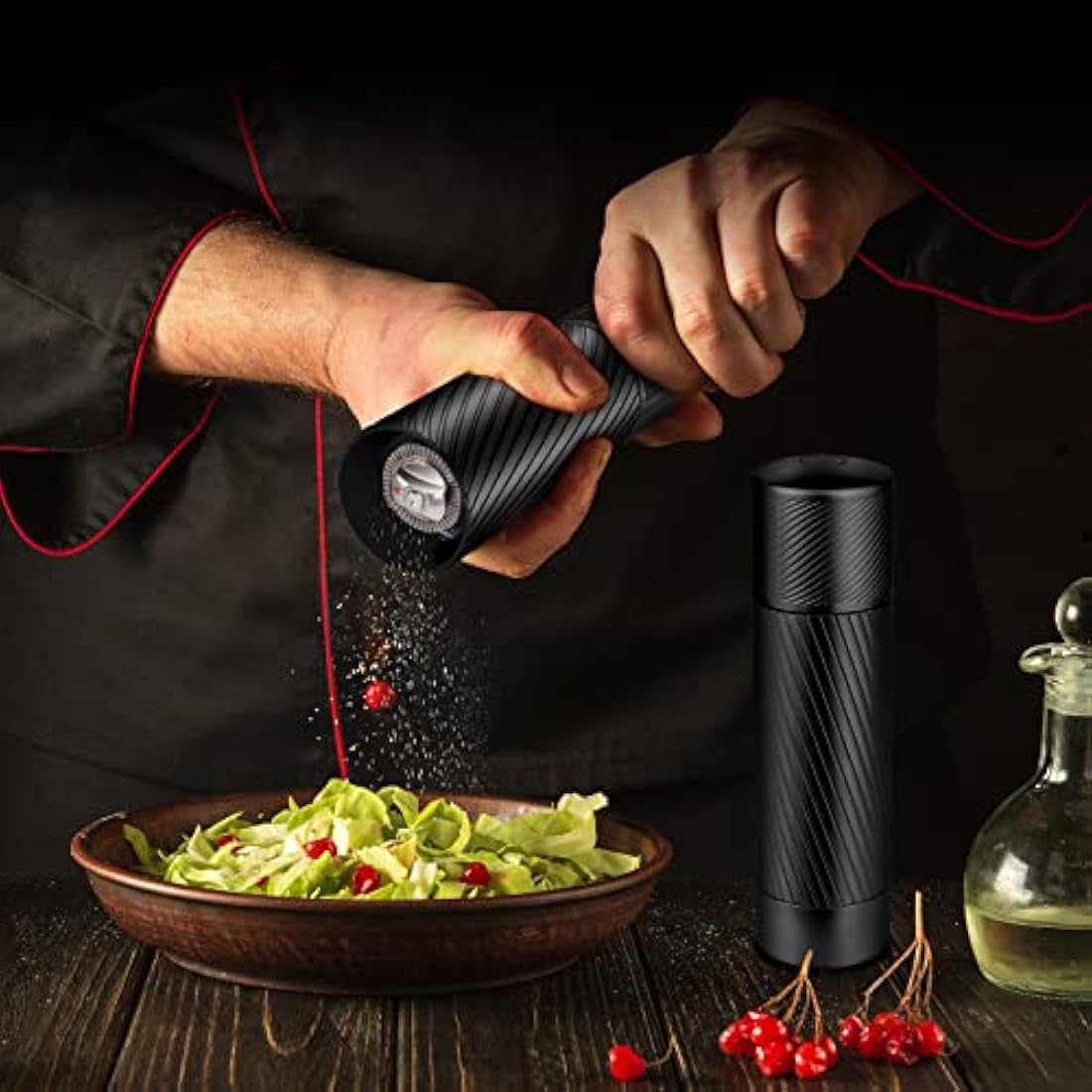 Homnoble Professional Pepper Mill Grinder, Pepper Grinder Heavy Duty Pepper Grinder Metal High Output Pepper Mill Manual with Adjustable Coarseness and Stainless Steel Blade