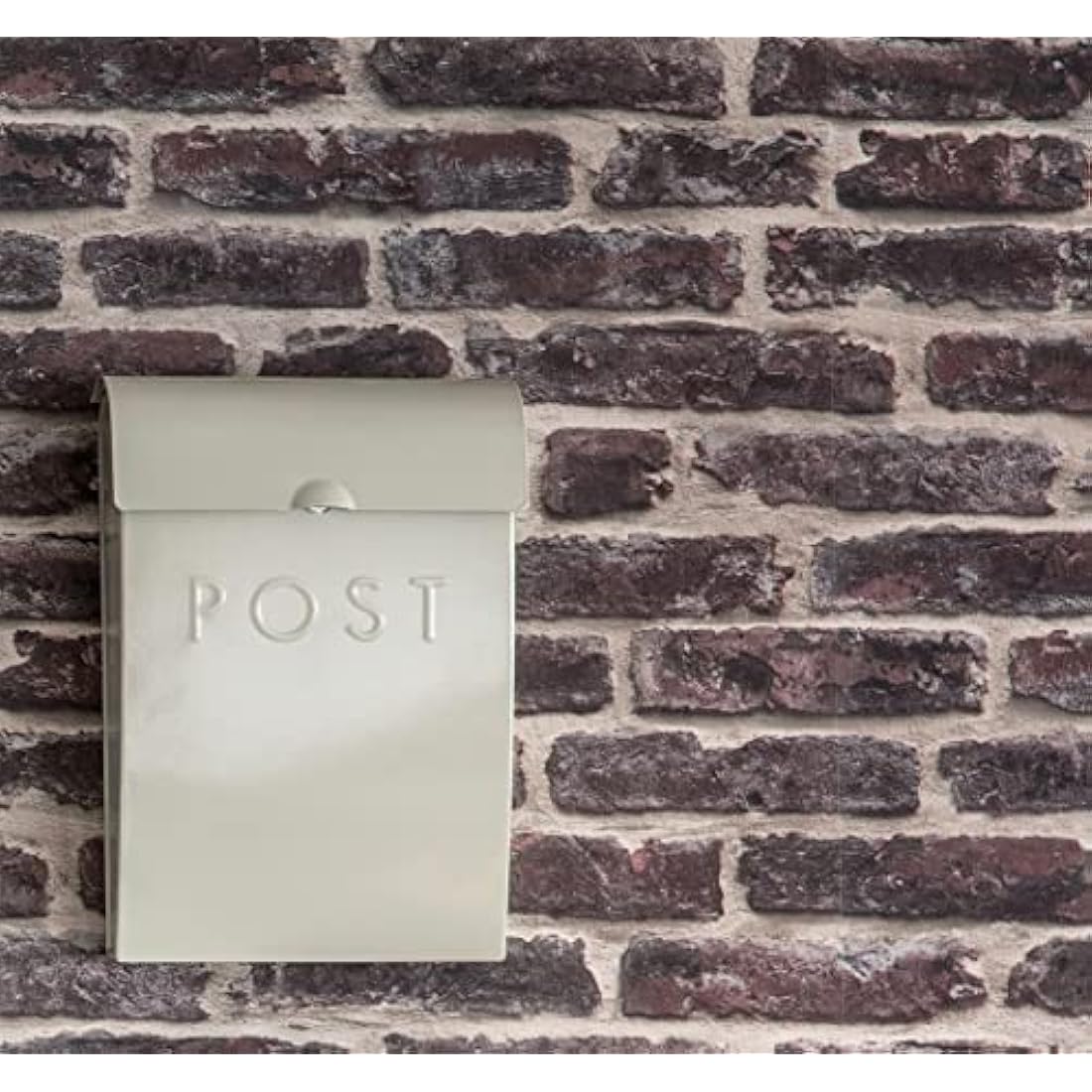 Original Post Box by Garden Trading | Lockable Wall Mounted Letter Box (Fixings Supplied) | Weatherproof Design Postbox | Crafted in Powder Coated Steel | H37 X W25 X D9cm