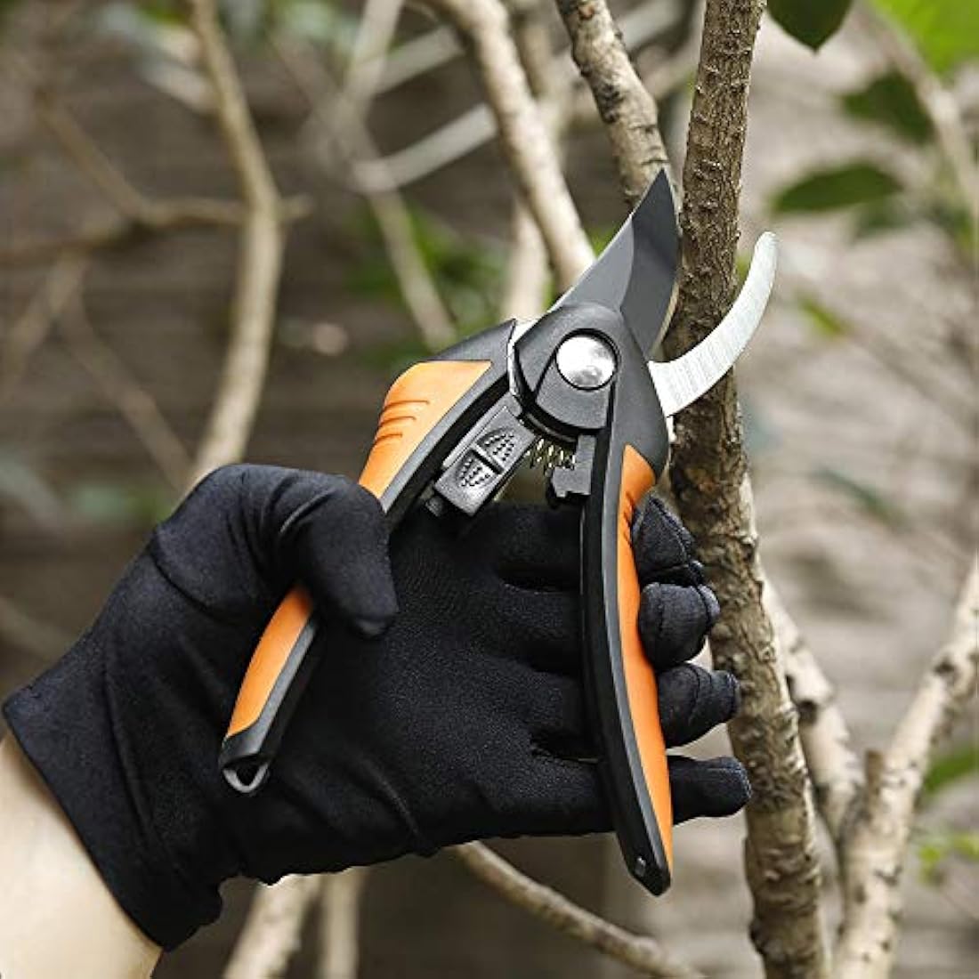 Pruning Shears Tree Trimmers Secateurs Hand Pruner Stainless Steel Blades Professional Garden Clippers Bypass Secateurs with SK-5 Steel Blade and Locking Mechanism for Branches Stems and Flowers