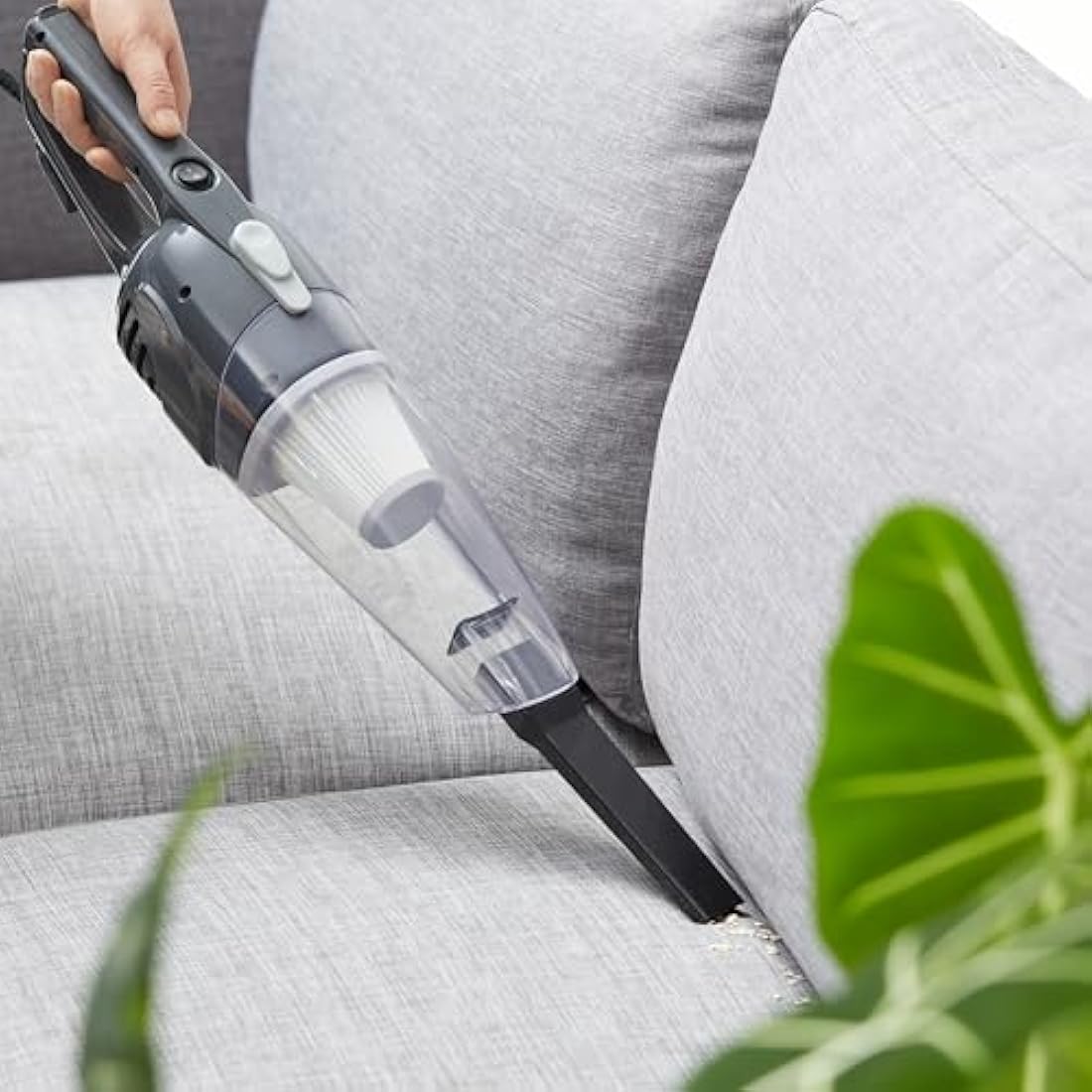 Amazon Basics 2-in-1 Corded Upright Vacuum Cleaner, ECO Motor, HEPA filtration, Lightweight Stick, Black