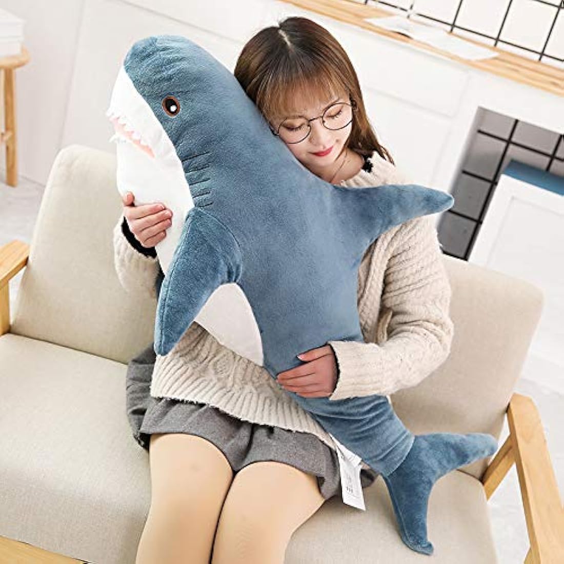 XIAOHONG 100cm Giant Shark Stuffed Animal Toy,Plush Shark Toys,Stuffed Animal Sharks,Soft Shark Cushion Pillow Shark Plush Pillow Stuffed Toy Throw Pillow for Home Decoration Kids Gift