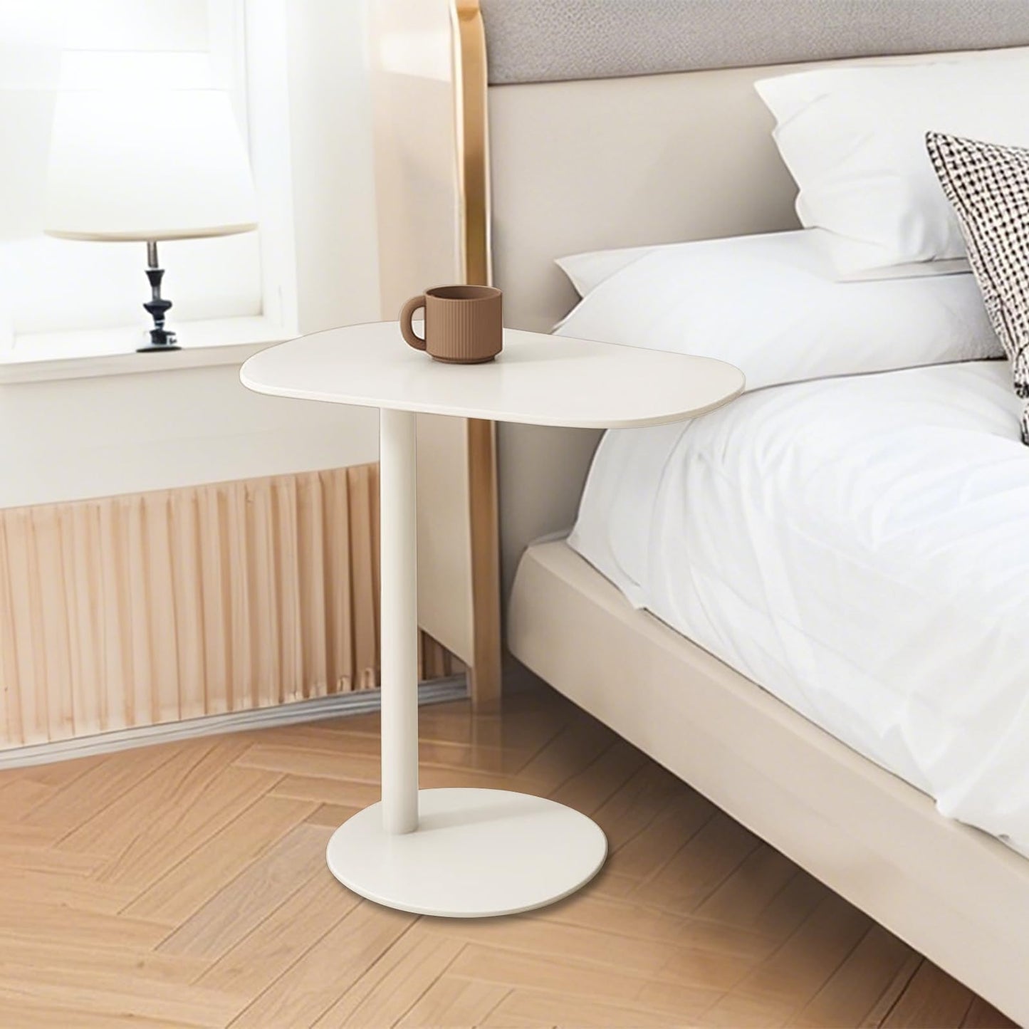 YunMeoCool 70cm Metal C Shaped Side Table, Modern C Shaped End Table for Sofa/Bed, Small Iron Couch Tables That Slide Under