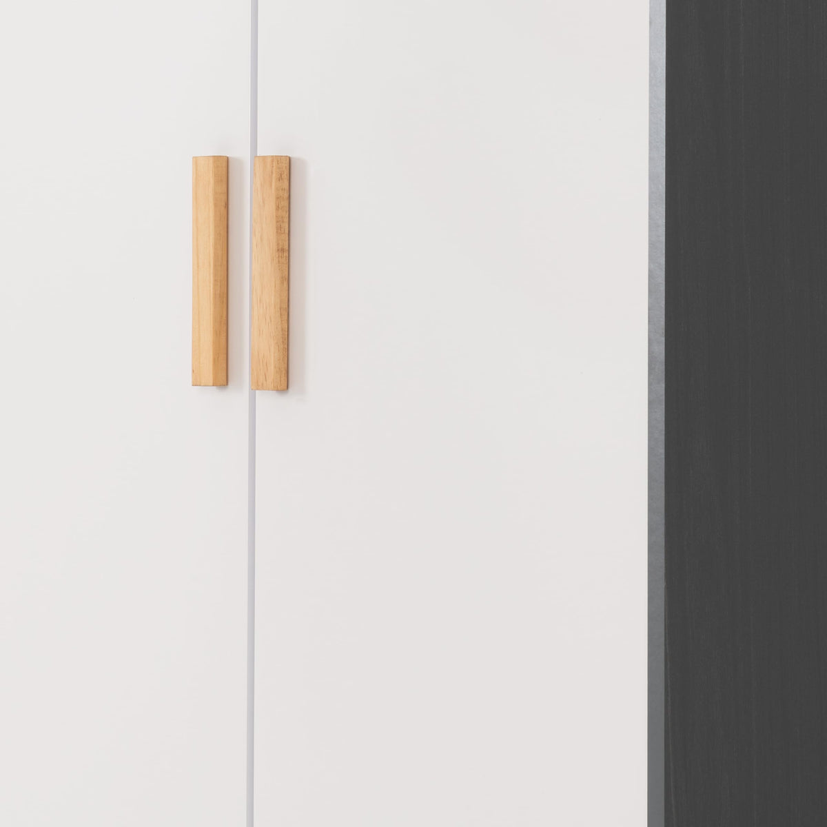 Seconique Cleveland 2 Door Wardrobe in White/Grey Metal Effect