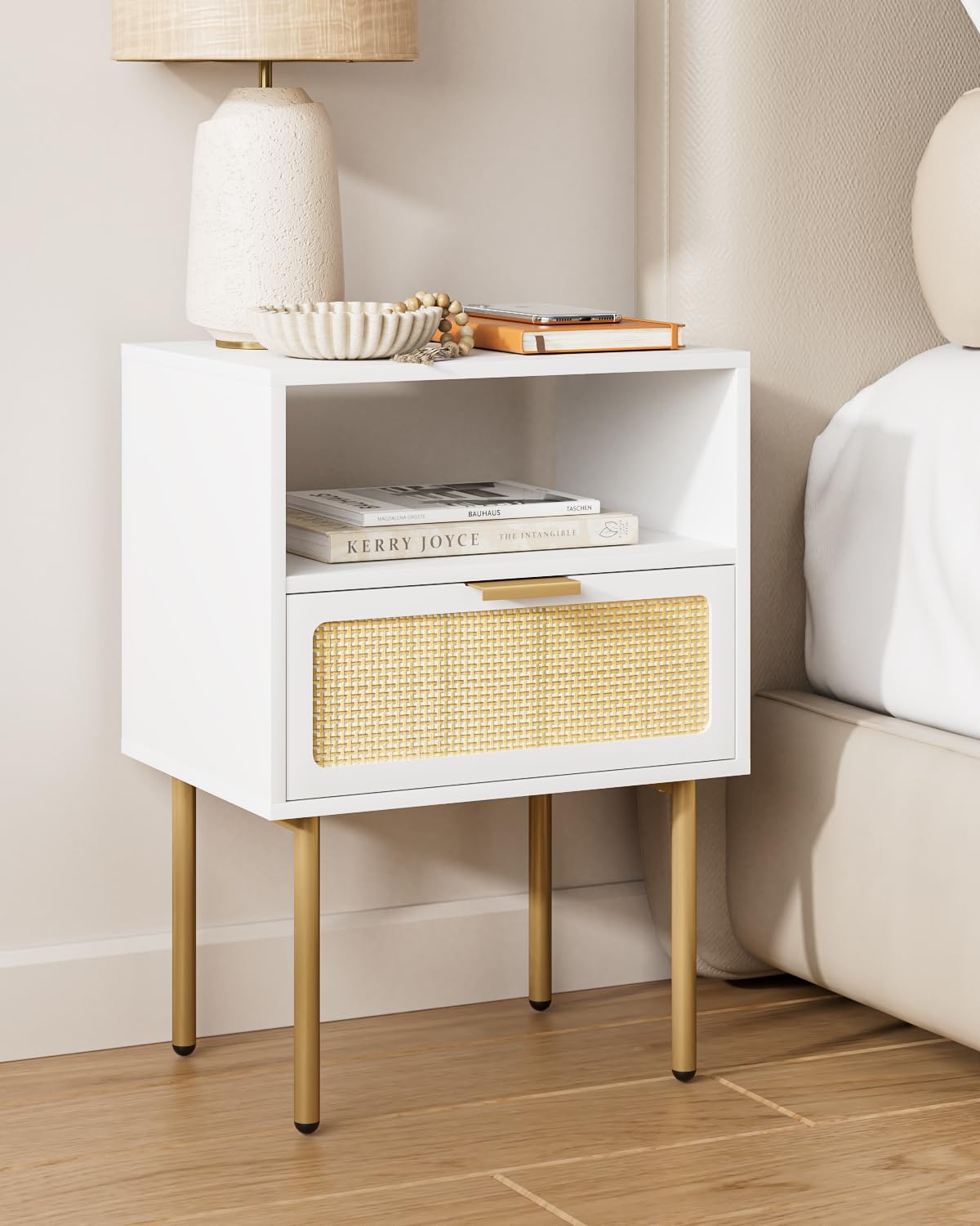 HEYZOEY Bedside Table, Boho Side Table with 1Drawer and Open Shelf,Rattan Bedside End Table with God Legs for Bedroom, Living Room and Small