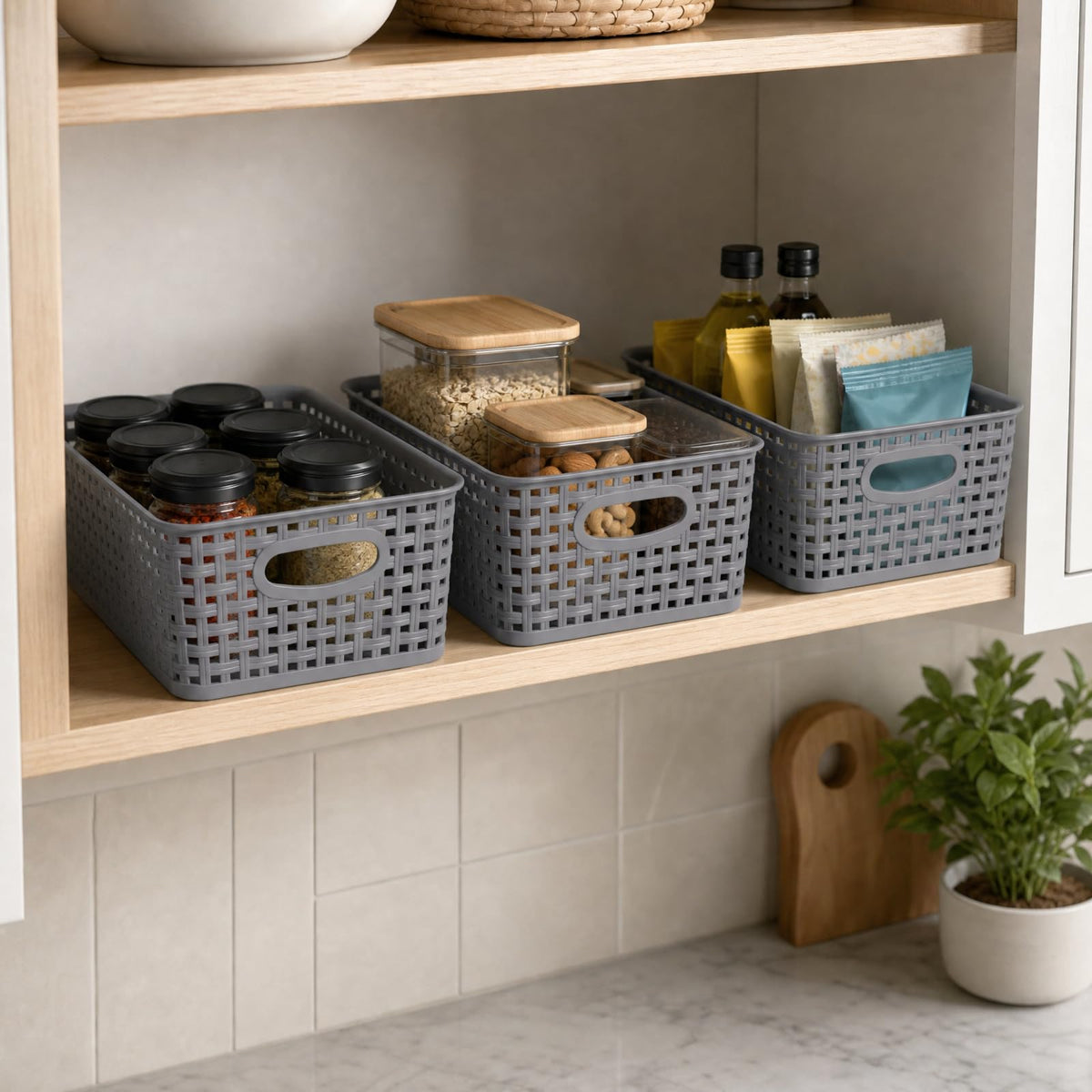 Ikando Plastic Storage Baskets, 6-Pack Small Bins with Handles