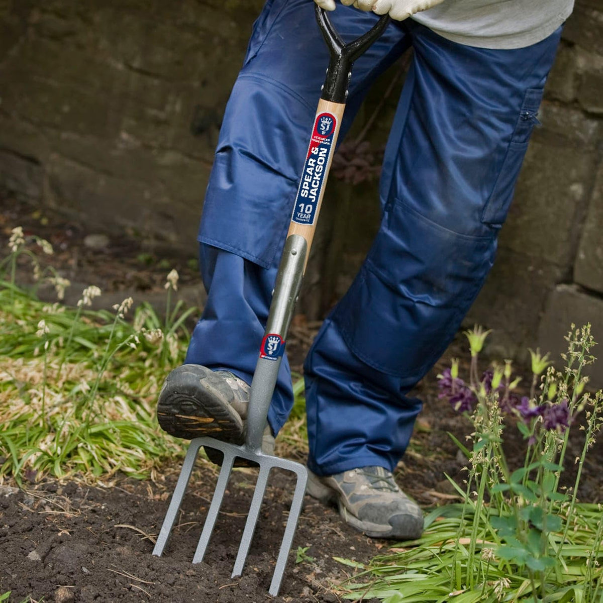 Spear & Jackson 1570AL Neverbend Professional Digging Fork, Blue