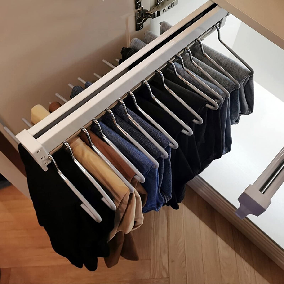 Pull Out Clothes Rail, Adjustable Pull Out Hanger Rail Rod for Wardrobe Trousers Clothing Storage, Space Saving, Load 25kg (White 547mm)
