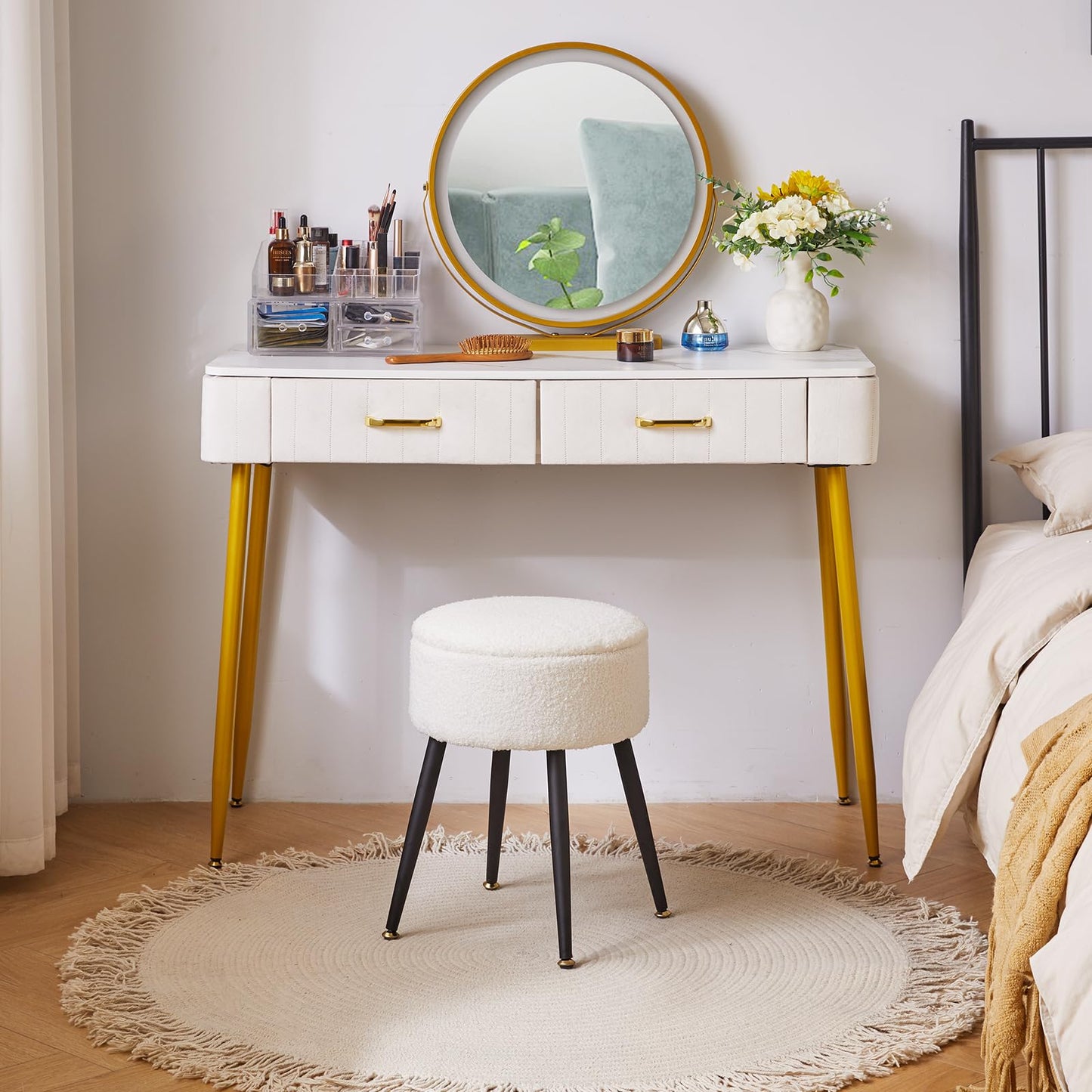 Aibiju Round Footrest Stool with Storage, Faux Teddy Fur Dressing Table Chair, Makeup Vanity Stool Side Table with Metal Legs for Bedroom, Living