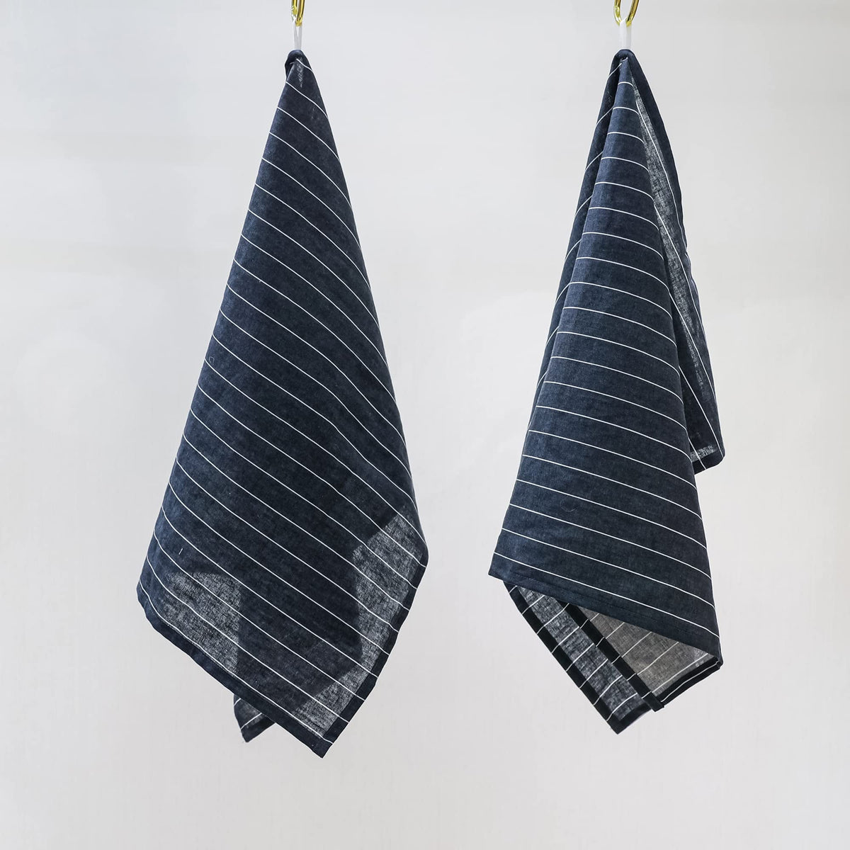 linendo Linen Cotton Kitchen Towels 50 x 75 cm Navy Large Stripe - Set of 2 Pack, Natural Fabric Washable Tea Towels, Highly Absorbent Dish Towels,