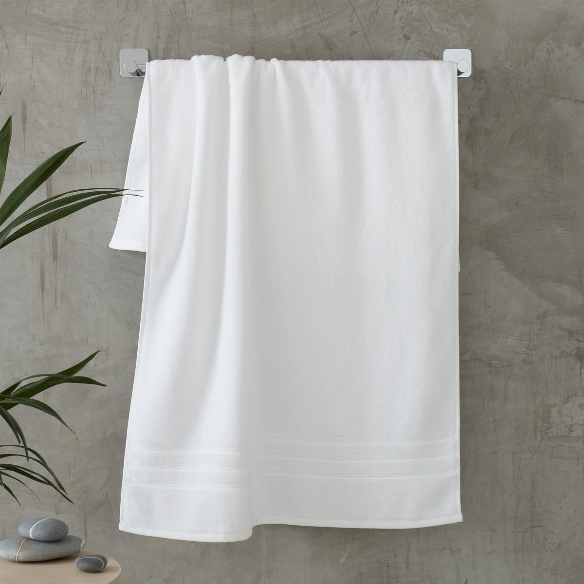 Catherine Lansfield Zero Twist Cotton 70x120cm Bath Towel White