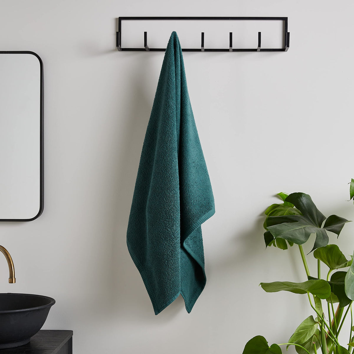 Catherine Lansfield Quick Dry Cotton Bath Sheet Forest Green