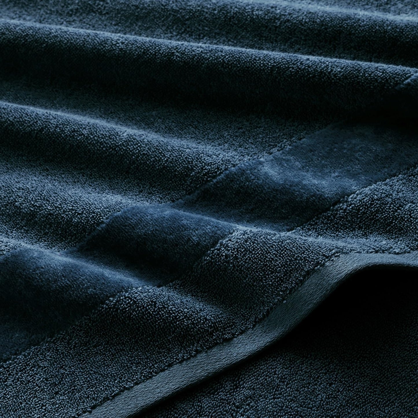 Christy Prism Bath Towel Set | 2 pieces | Vibrant Colours | 100% Turkish Cotton | Super Soft and Fluffy | Quick Dry | Midnight Navy