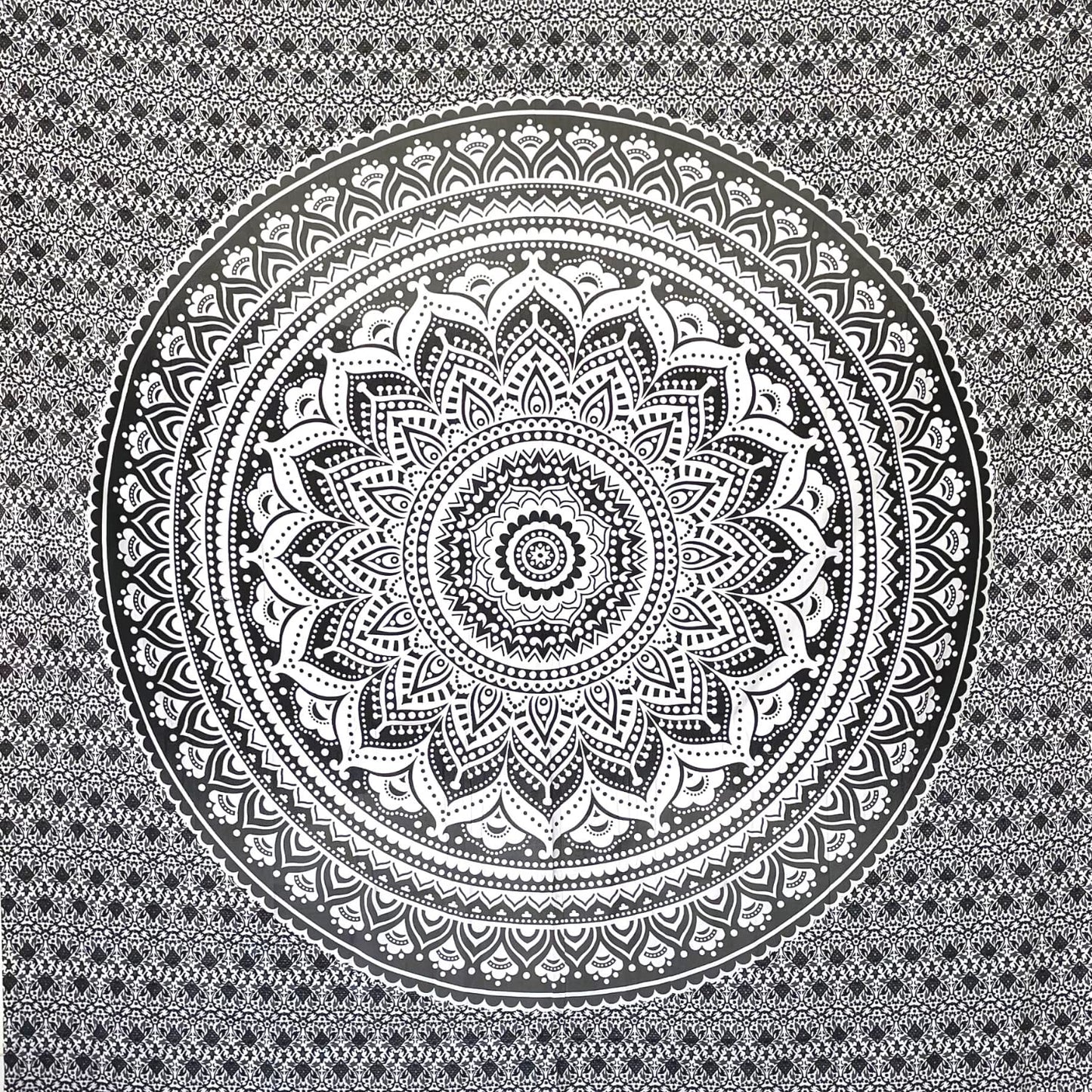 MOMOMUS Sandfree Extra Large Beach Towels for Adults - Mandala Style, Lightweight and Familiar - Sandproof Beach Blanket - Grey, 210 x 230 cm