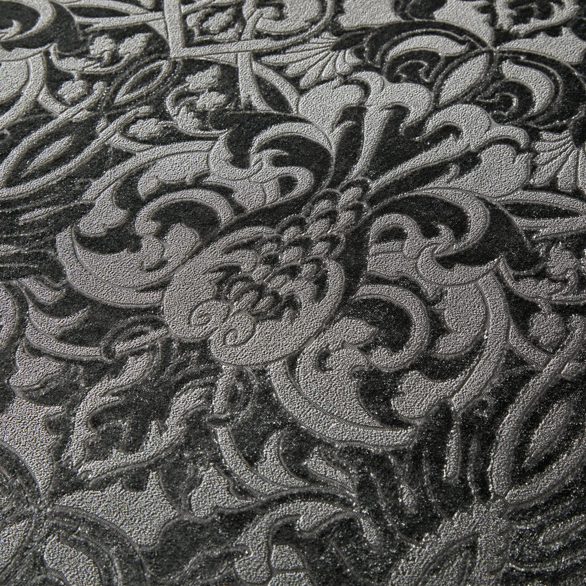 Laurence Llewelyn-Bowen - Slate Grey Embossed Damask Duvet Cover - King Bedding Size (230 x 220cm) - 2 Pillowcases - Grey Velvet Damask Bedding -