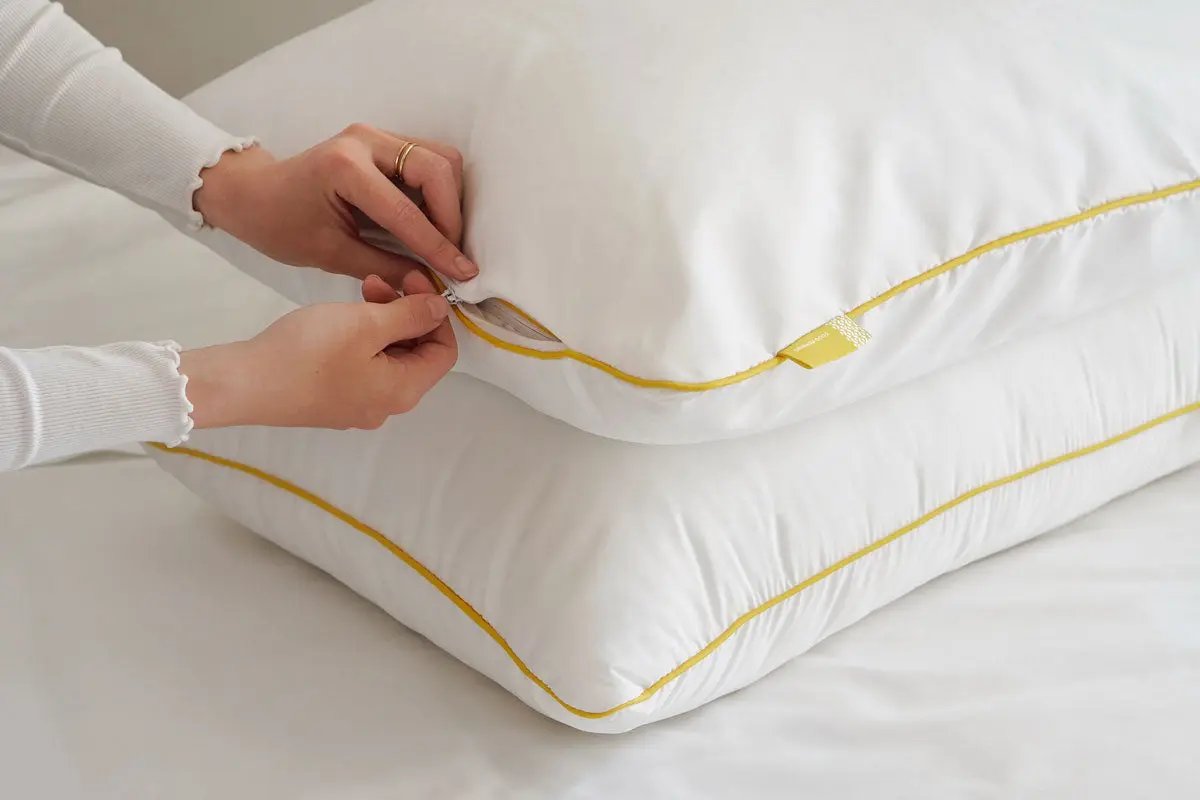 Brightr® Eclipse Pillow & Copper Pillow Protector Bundle