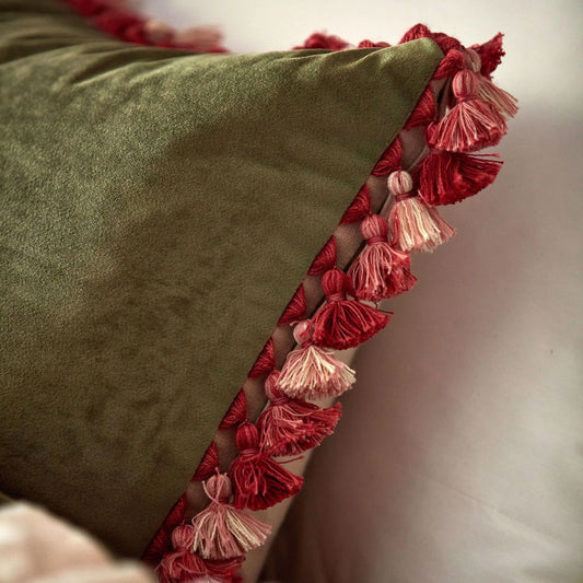 Nosterfield Tassel Rose