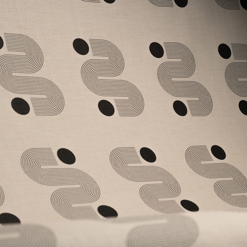 Simplicity No.7 Black