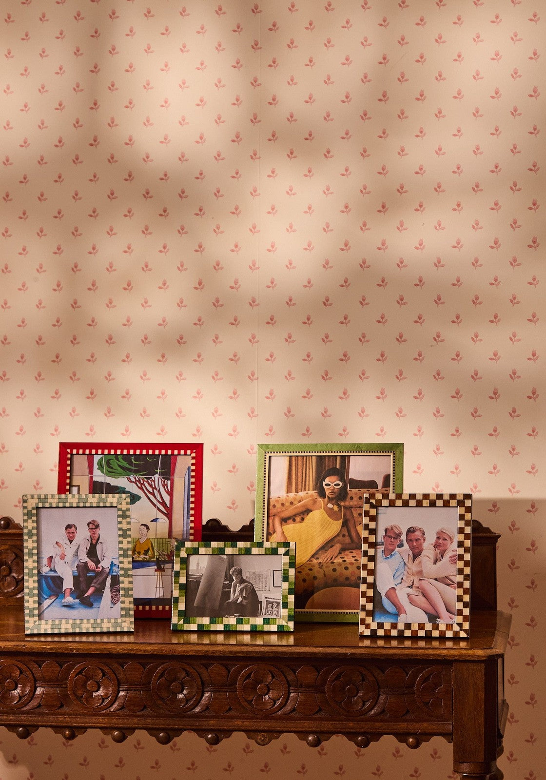 Red and White Striped Marquetry Frame 8 x 10" Wall and Desk