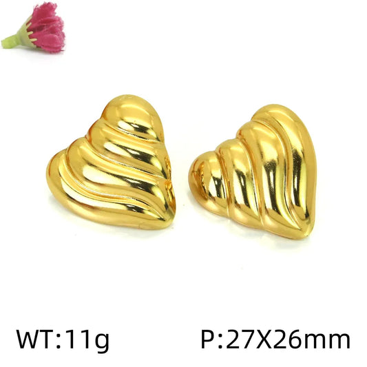 1 Pair Elegant Lady Vacation Heart Shape Polishing Plating Three-dimensional 304 Stainless Steel 18K Gold Plated Backs Ear Studs