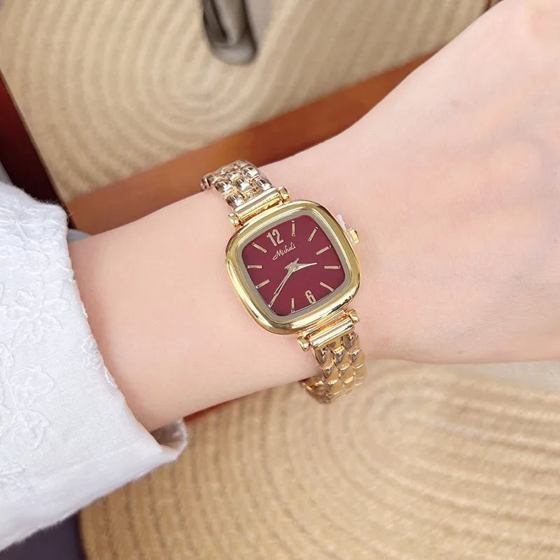 Fashionable Minimalist Square Ladies Quartz Watch Bracelet Stylish Stainless Steel Band Friend Gift Gold Tone Trendy Wristwatch