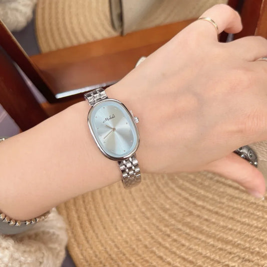 Elegant Round Quartz Women's Watch Fashionable Minimalist Compact High Aesthetic Value Stainless Steel Band Butterfly Buckle