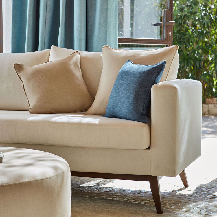 Plain Fabrics: For Seamless Interiors