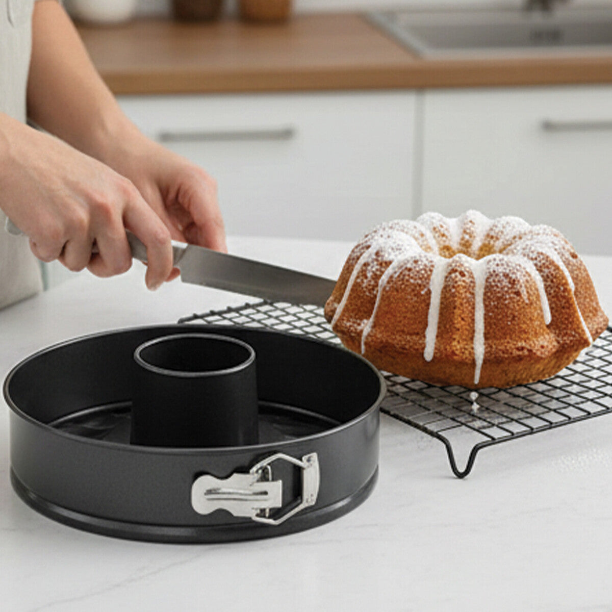 Mari Non Stick Round Cake Pan Set