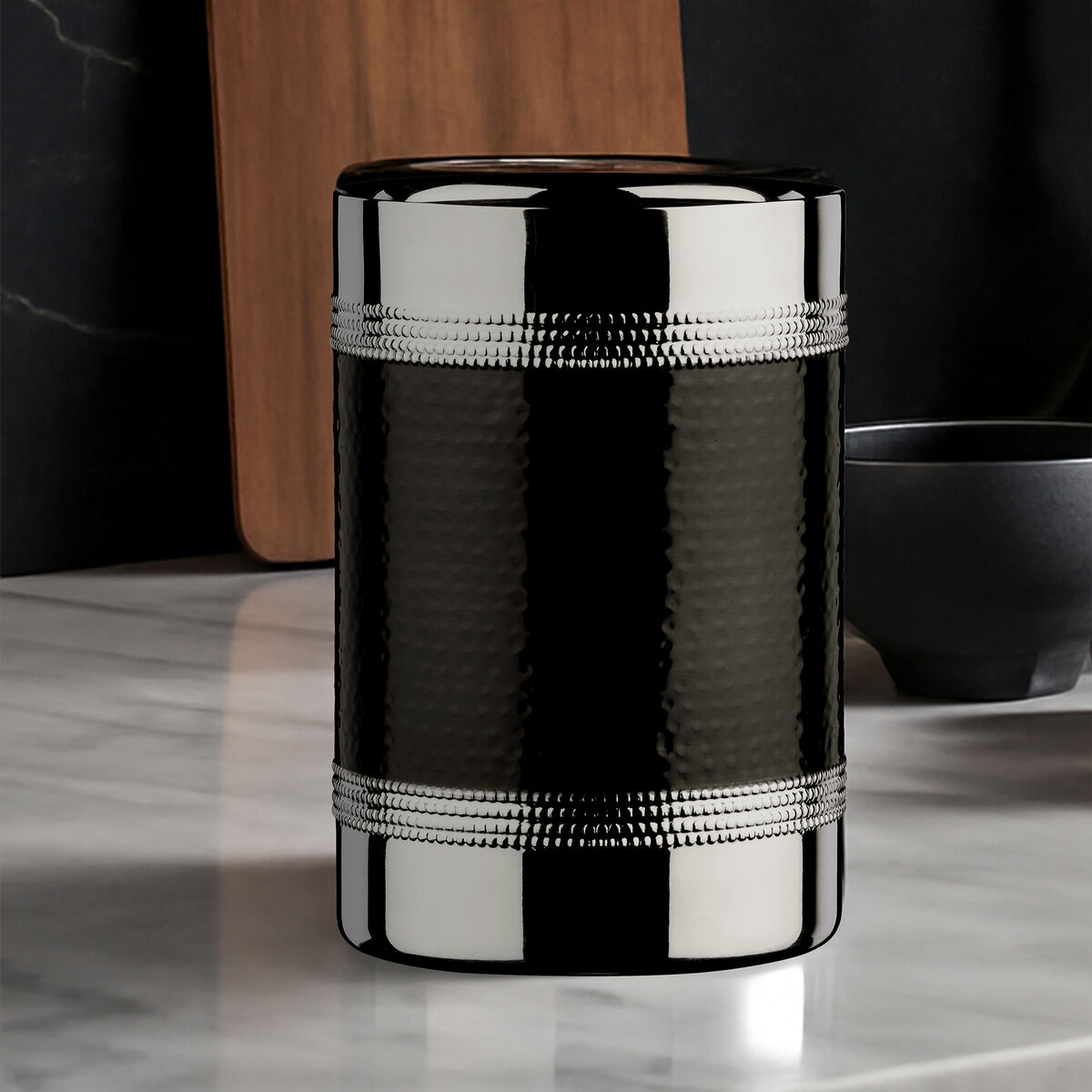 Bottle Cooler with Hammered Black Band | Mixology