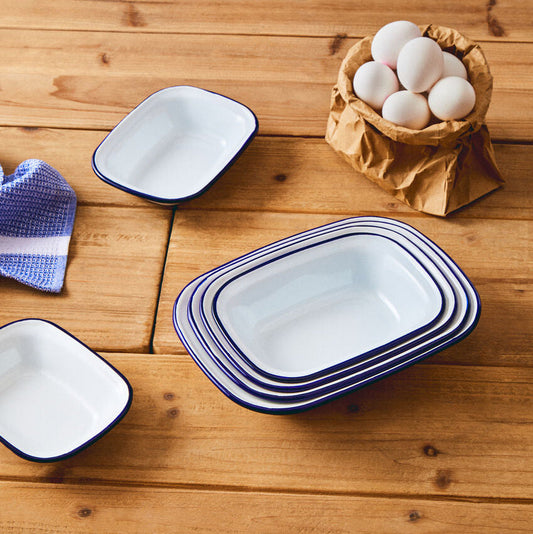 From Scratch 22Cm Rectangular Pie Dish