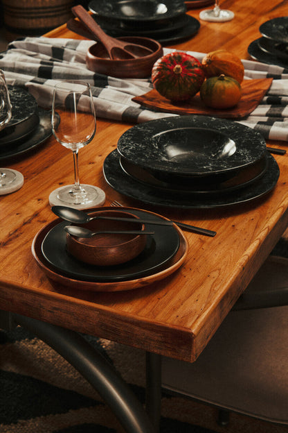 Hygge Black Stoneware Dinner Plate