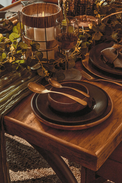 Hygge Black Stoneware Dinner Plate