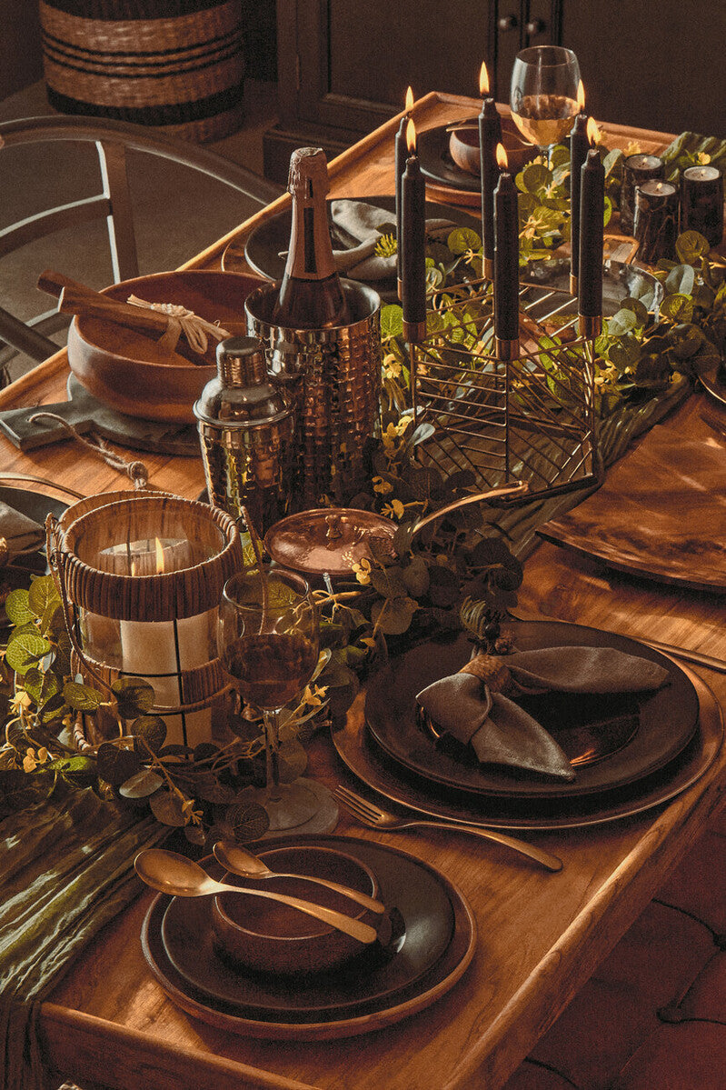 Hygge Black Stoneware Dinner Plate