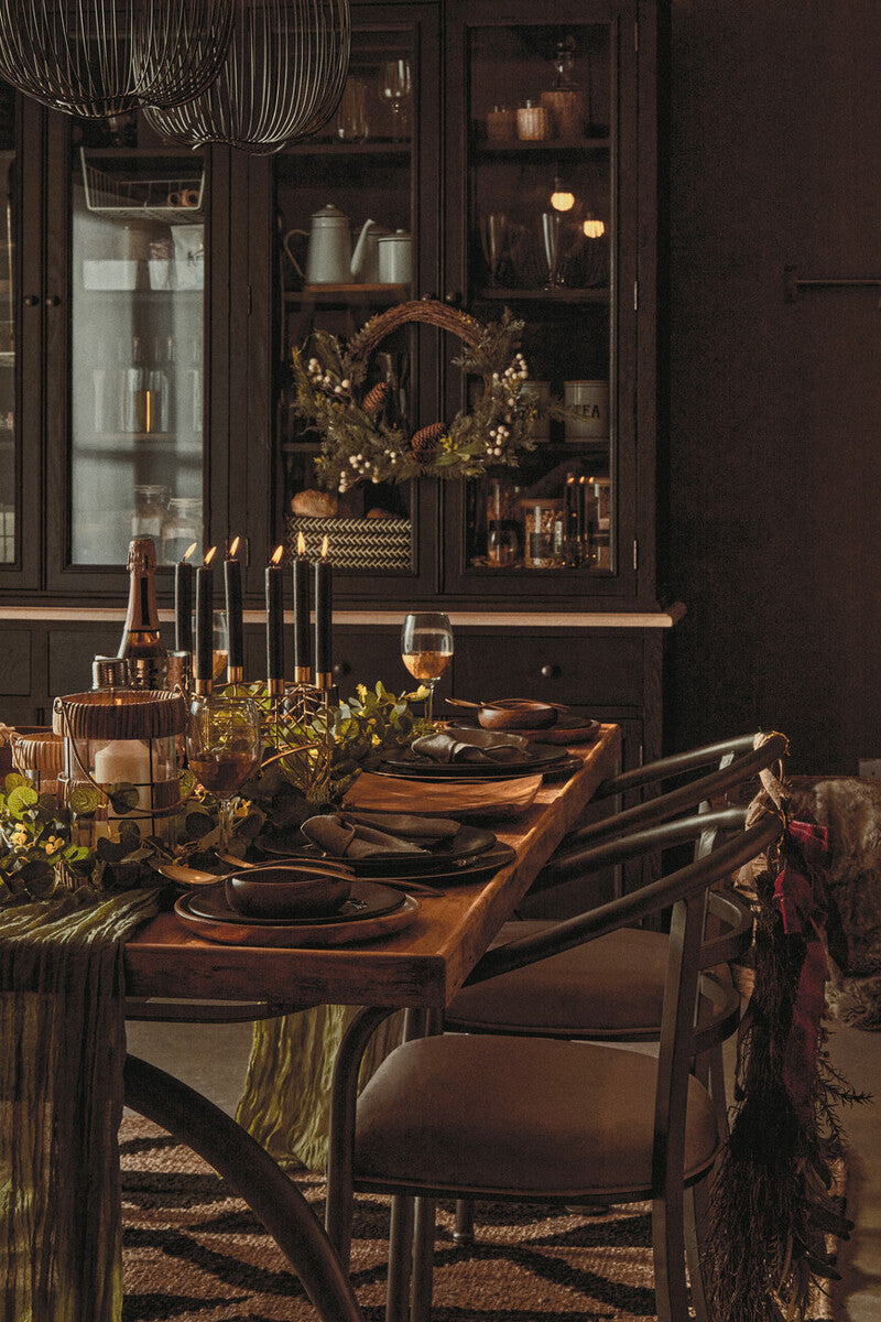 Hygge Black Stoneware Dinner Plate