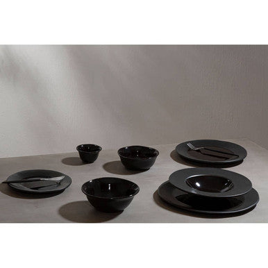 Hygge Black Stoneware Pizza Plate