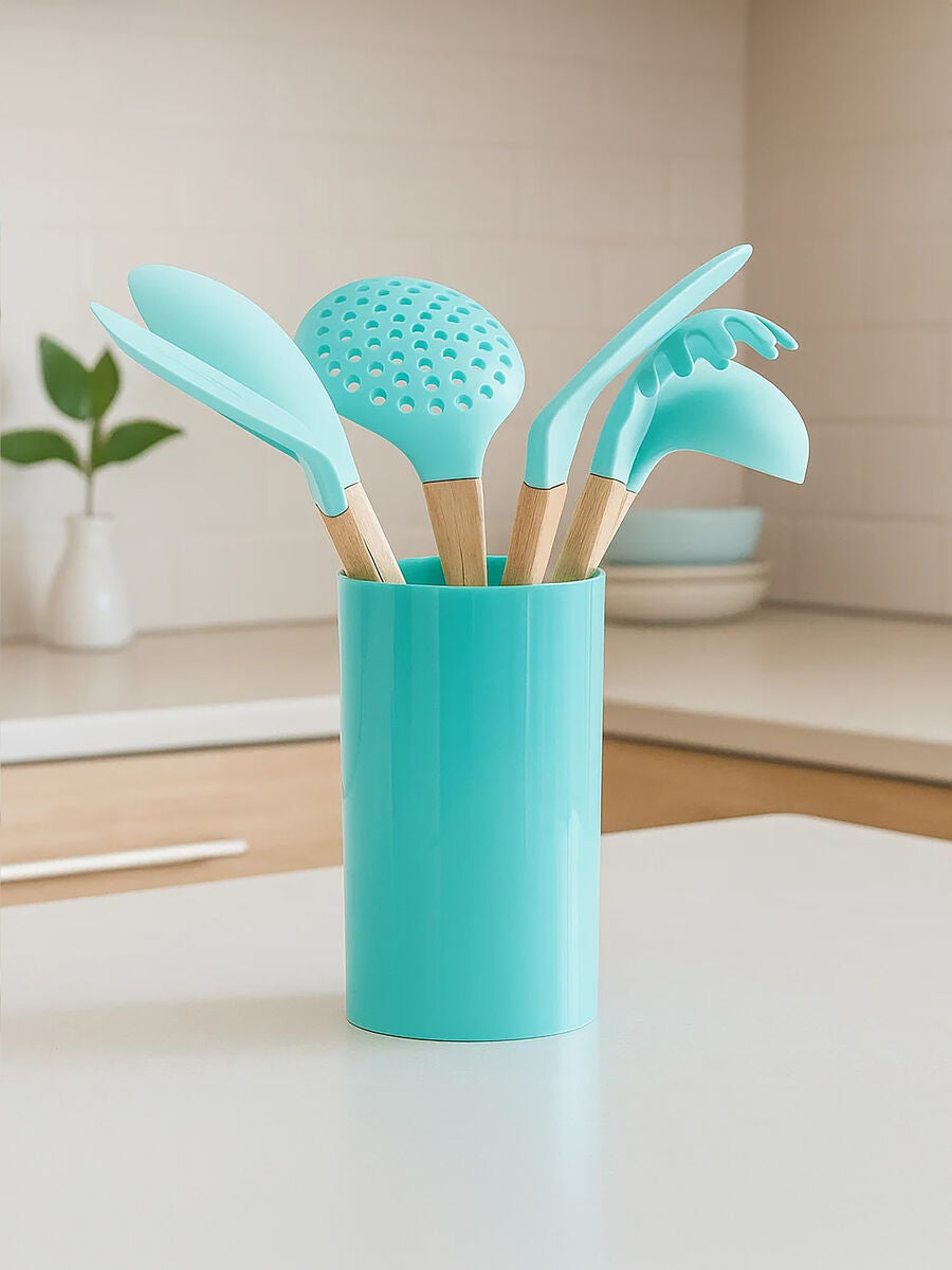 7 Piece Utensil Set In Pastel Green | Zing