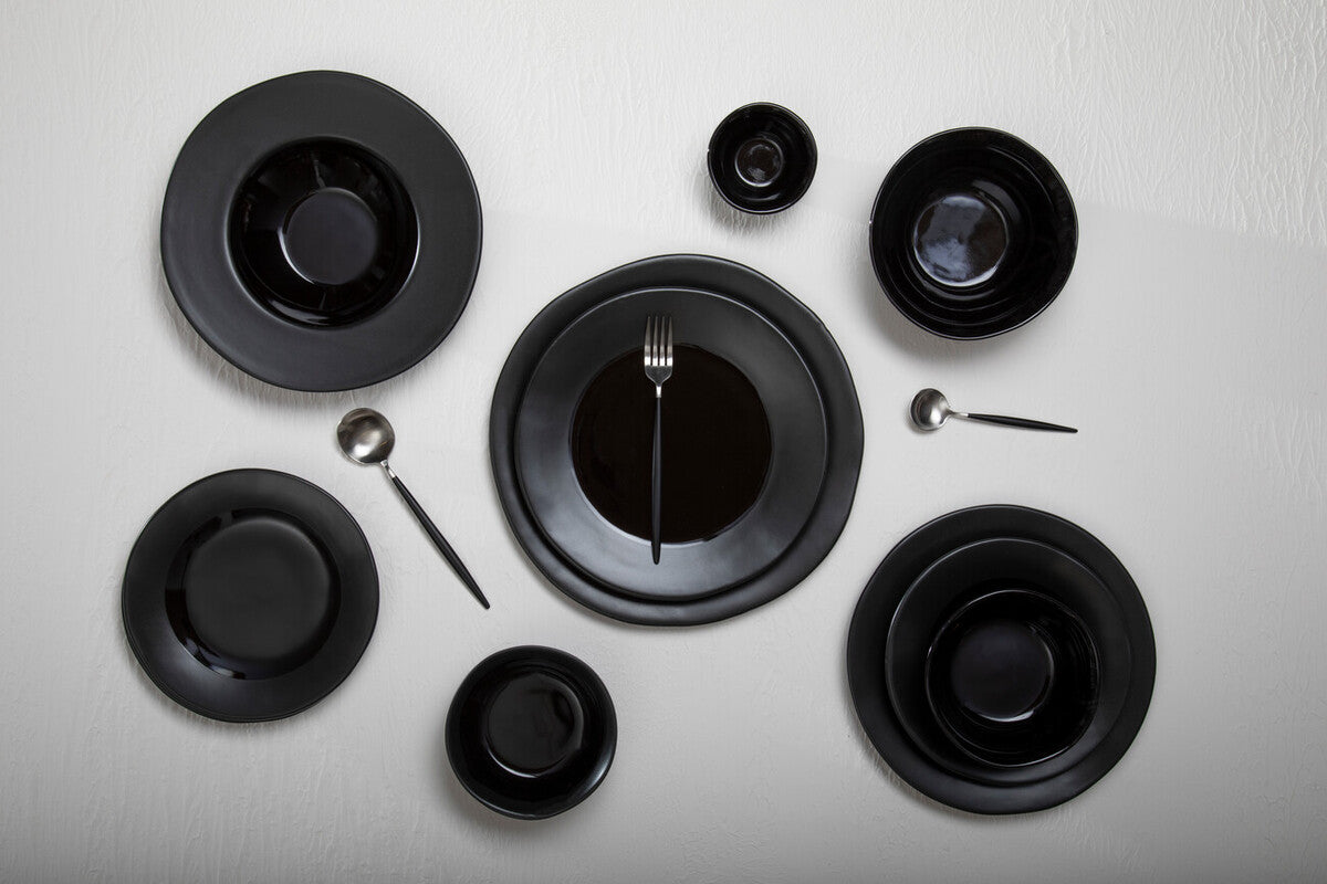 Avie 16 Piece Matte  Silver And Black Cutlery Set