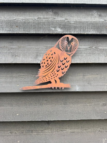 Rusty Metal Owl Garden Decoration