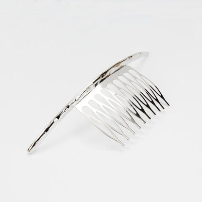 Curved hair comb
