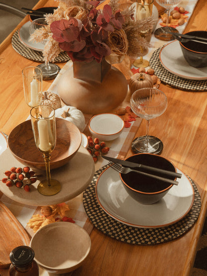 Pandanus Black And Natural Charger Plate