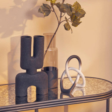 Broc Ombre Black and White Knot Sculpture