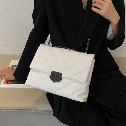 Fashion Ladies Simple Chain Messenger Bag