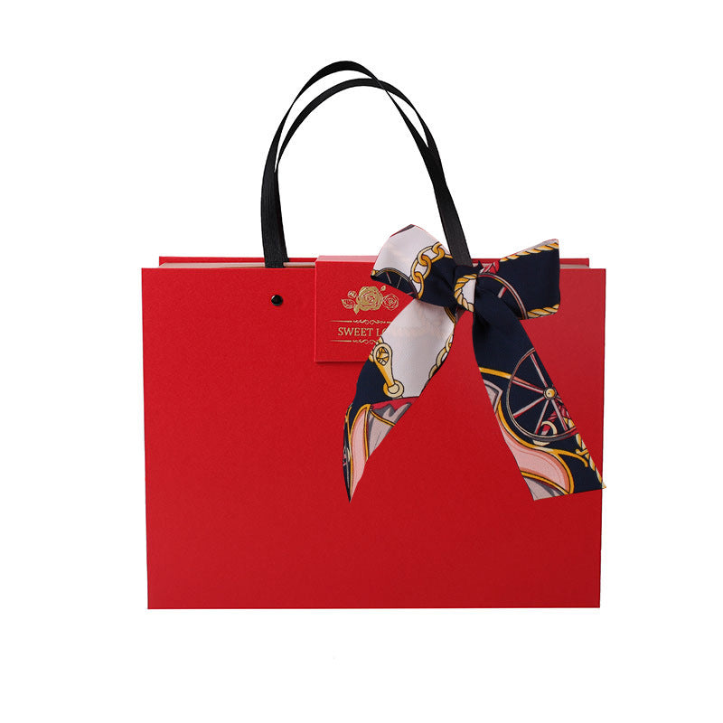 Hand Carry Gift Box Valentine's Day Fashion Portable Gift Box