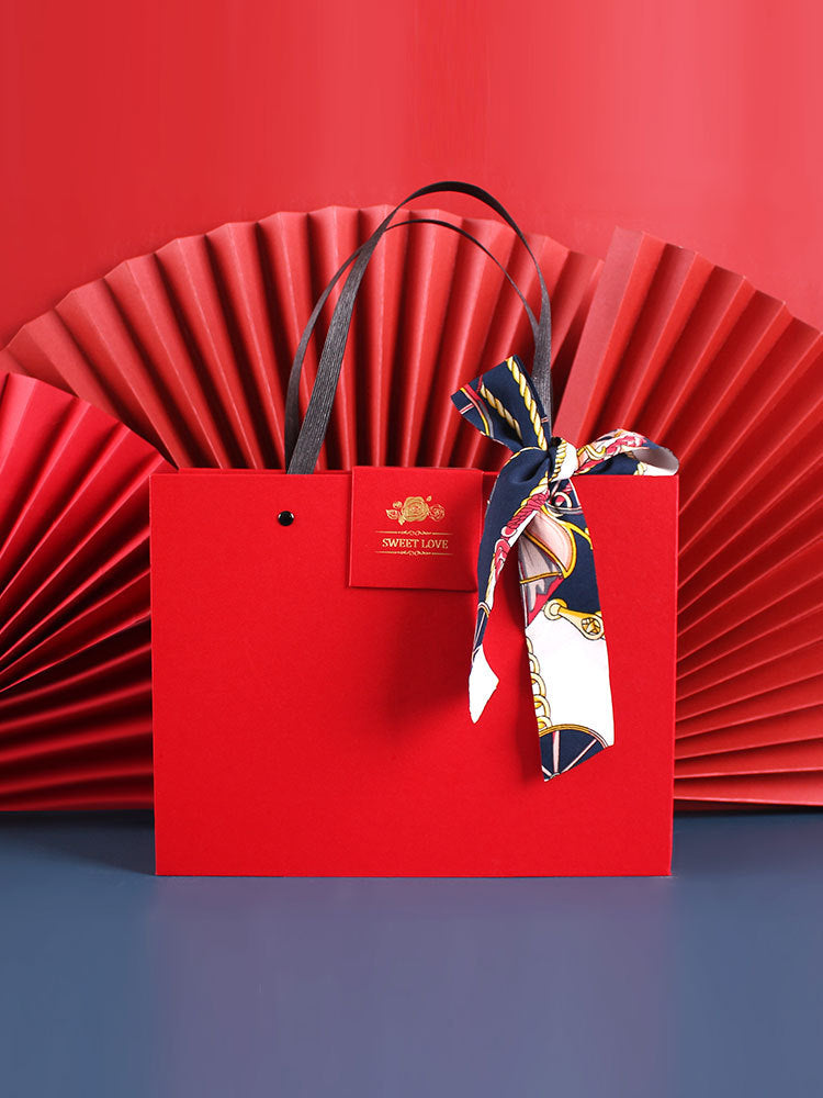 Hand Carry Gift Box Valentine's Day Fashion Portable Gift Box